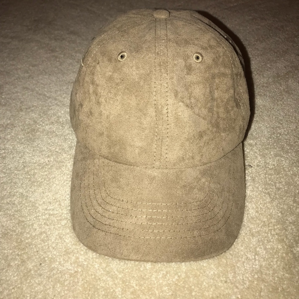 Light brown suede hat